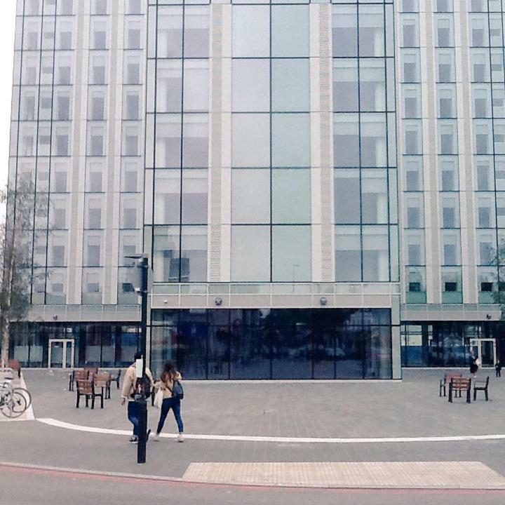 Britannia Point, New Building Opposite Station Séjour chez l'habitant